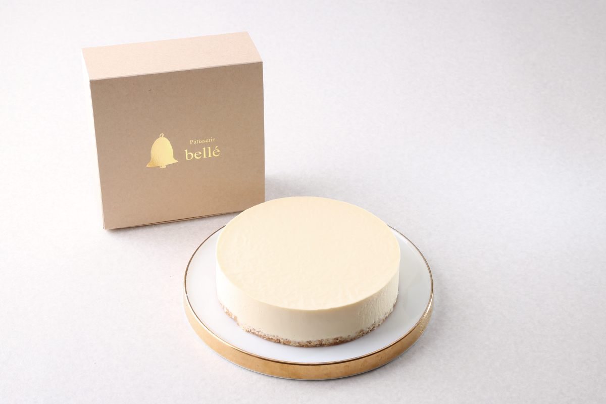 エレガントなレアチーズケーキ 15cmホールケーキ | お取り寄せチーズ